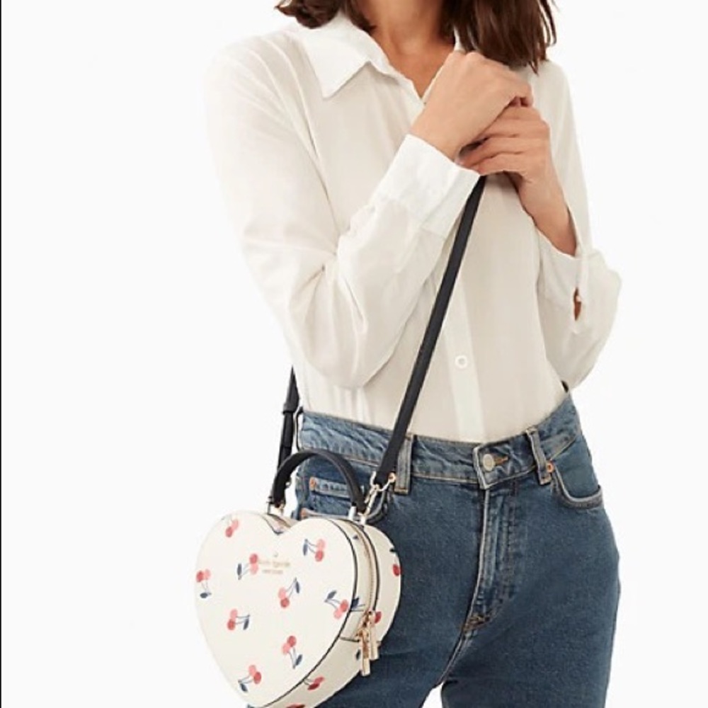 Kate Spade Love Shack Cherry Heart Crossbody handbag - Picture 3 of 6
